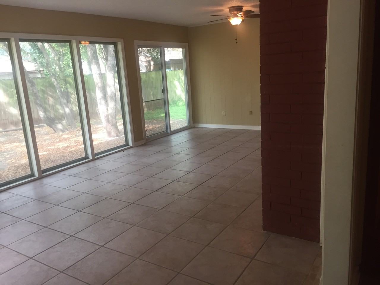 2512 Berwyn Circle - Photo 2 of 5