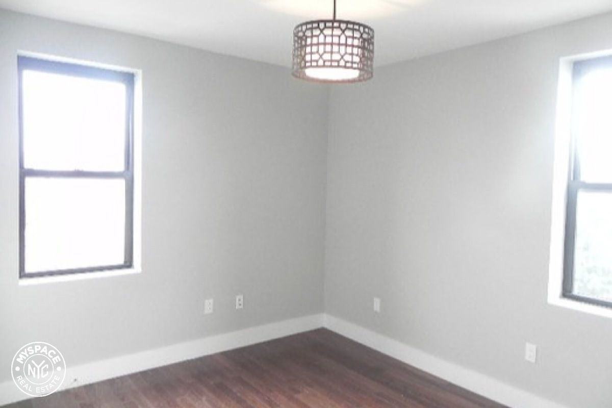 425 Herzl Street - Photo 2 of 5