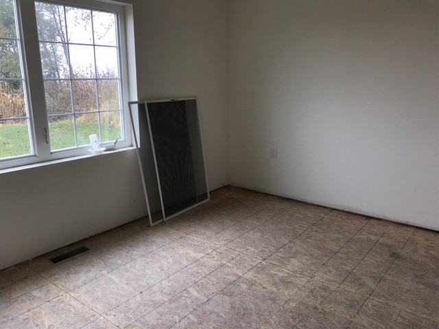 104 W Evergreen Dr - Photo 3 of 25