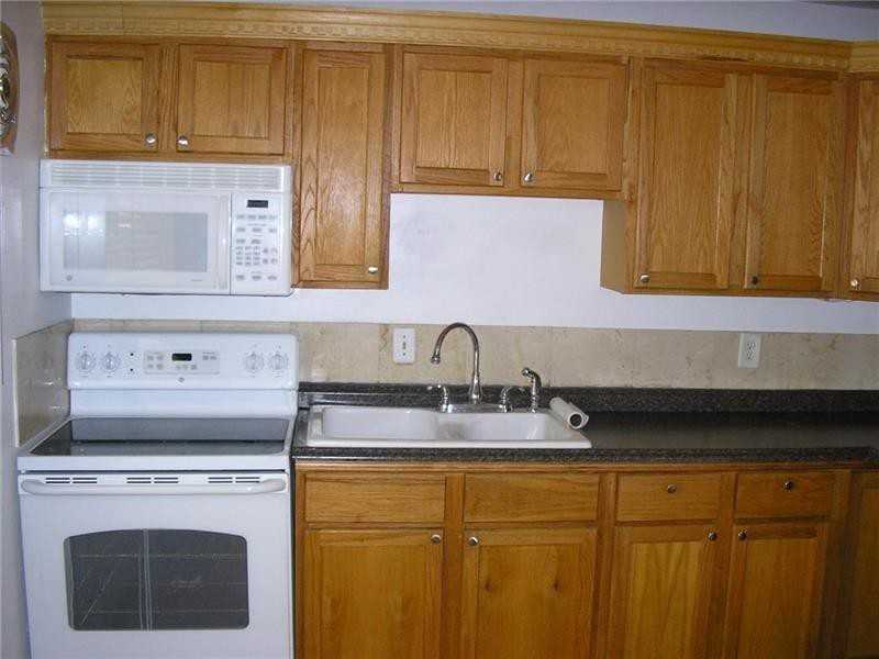 801 Northeast 36th Street - Photo 2 of 9