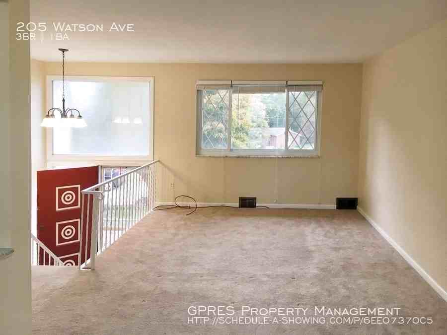 205 Watson Ave - Photo 3 of 14