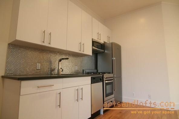 265 S 2nd St #19 - Photo 2 of 5