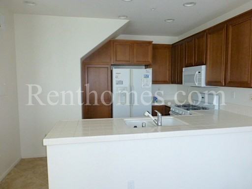 16938 Hutchins Landing - Photo 3 of 15