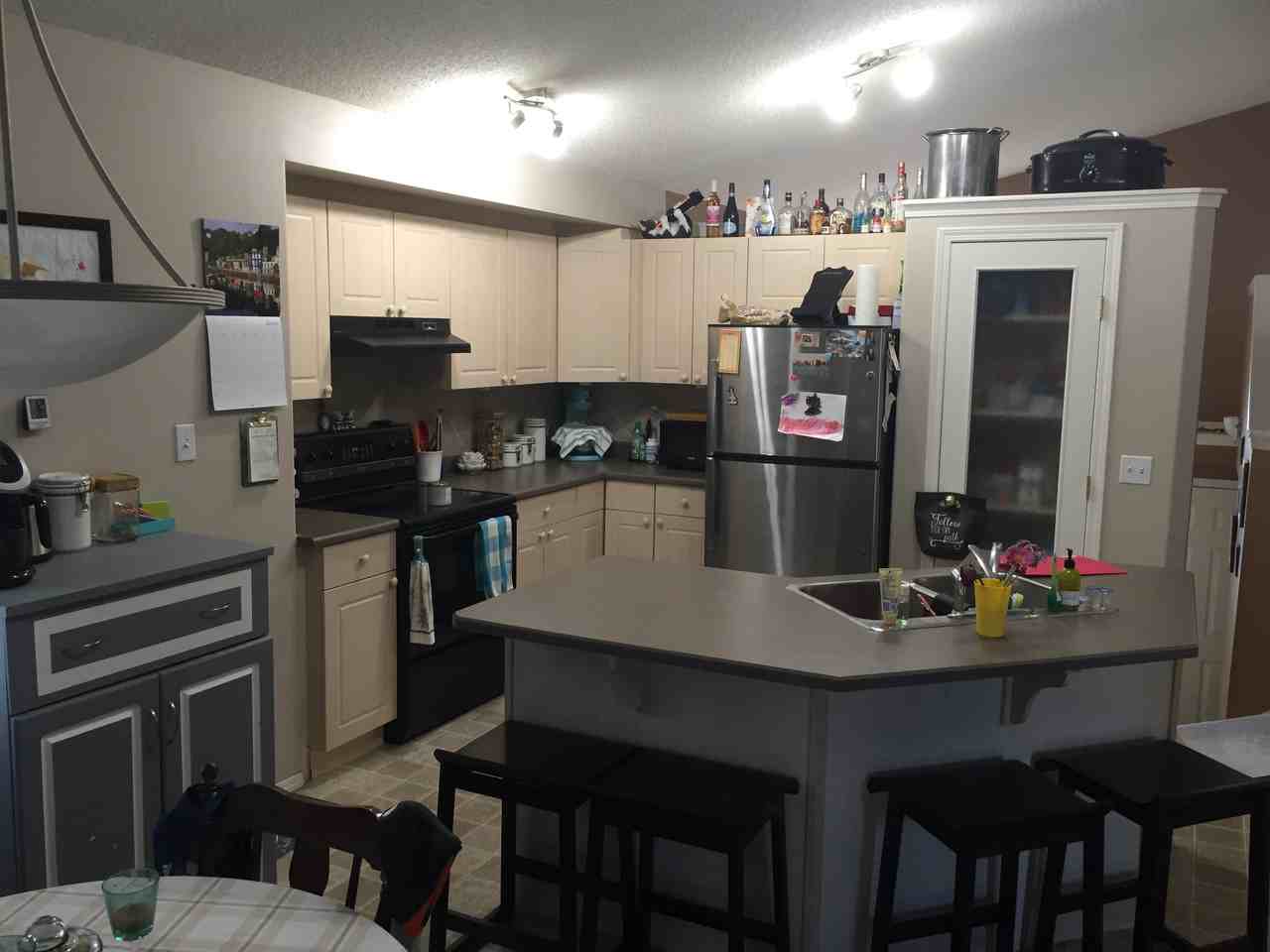 3790 21 St NW - Photo 2 of 5