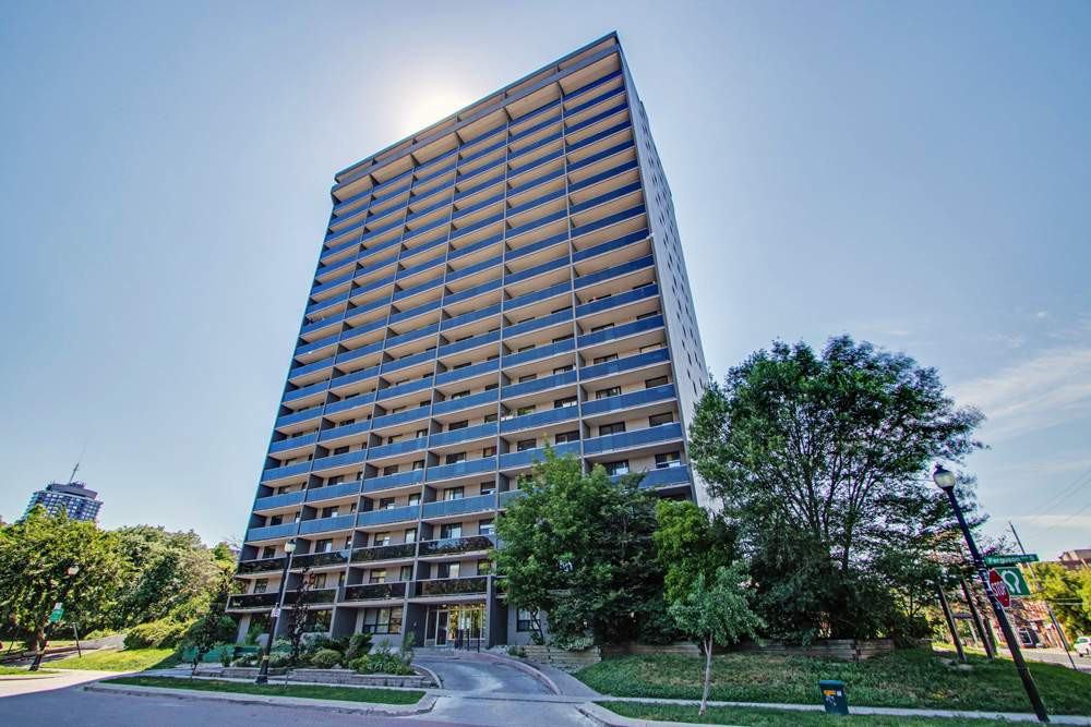 The Renaissance Towers Apartments for Rent 100 Ferguson Ave S, Hamilton, ON L8N 3Y1 with 2