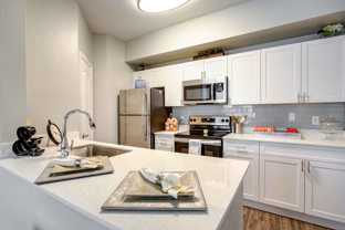 Tuscany Bay Apartments - Photo 1 of 1