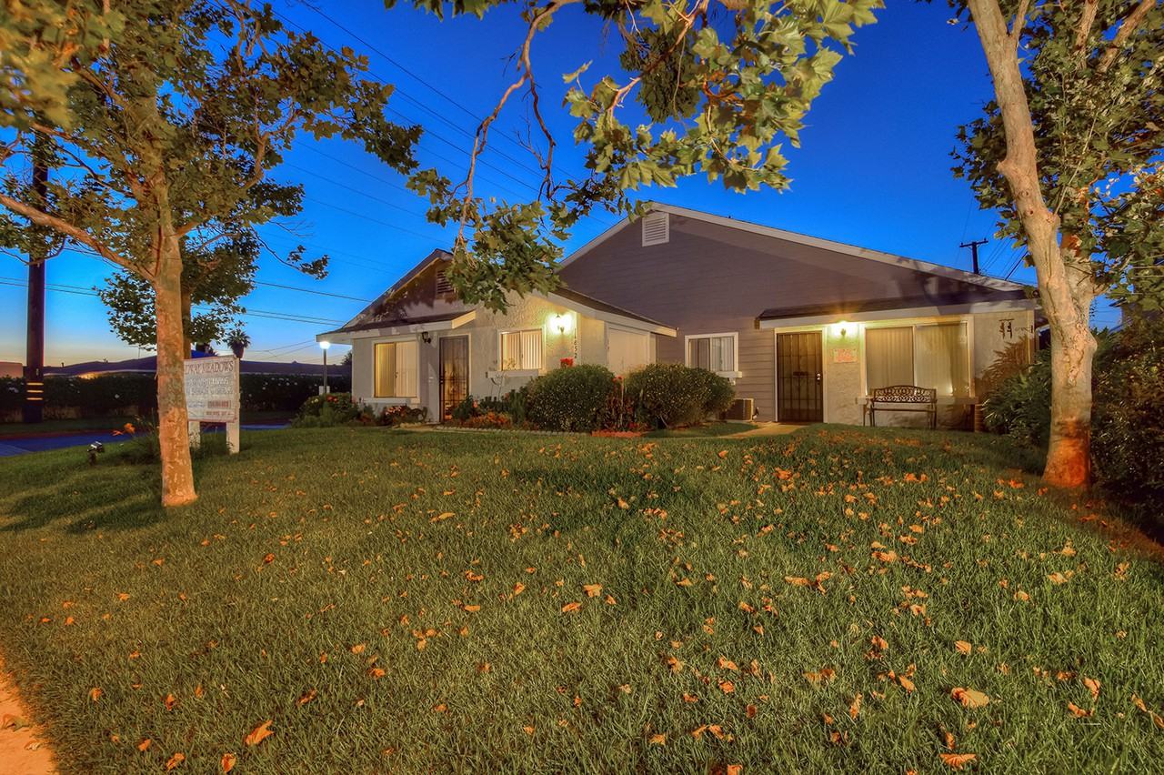 MIDWAY MEADOWS - Photo 4 of 12