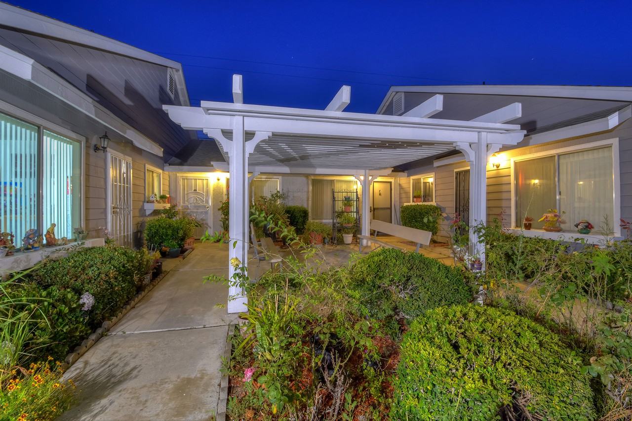 MIDWAY MEADOWS - Photo 5 of 12