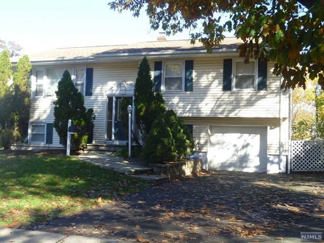 157 Windsor Rd - Photo 2 of 4