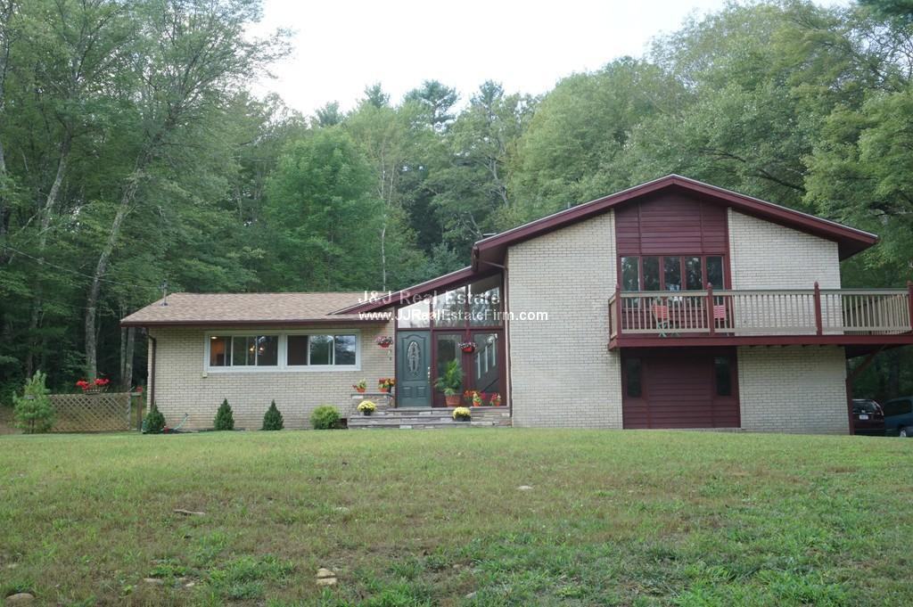 240 Worcester Rd - Photo 3 of 3