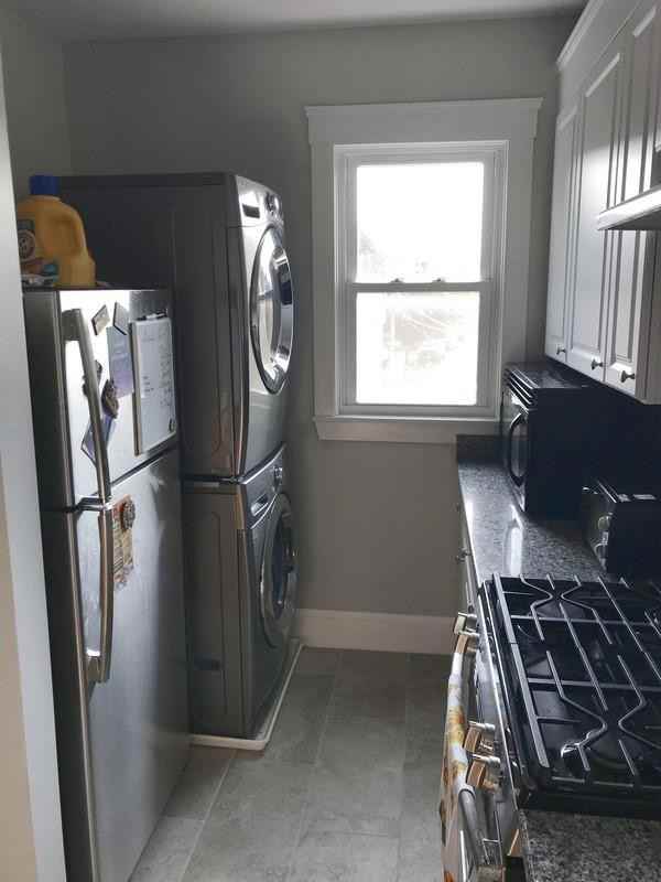 80 Surrey Street - Photo 2 of 9