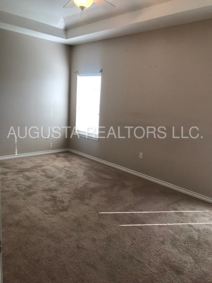 3617 Patty Lynne - Photo 3 of 11