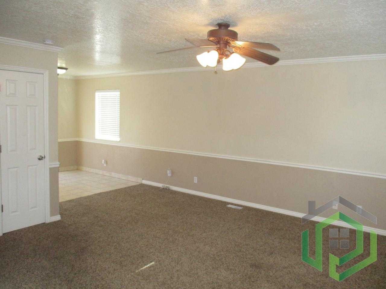 1101 South 900 East Street - Photo 3 of 22