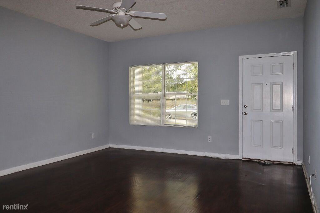 691 Herman St - Photo 2 of 12