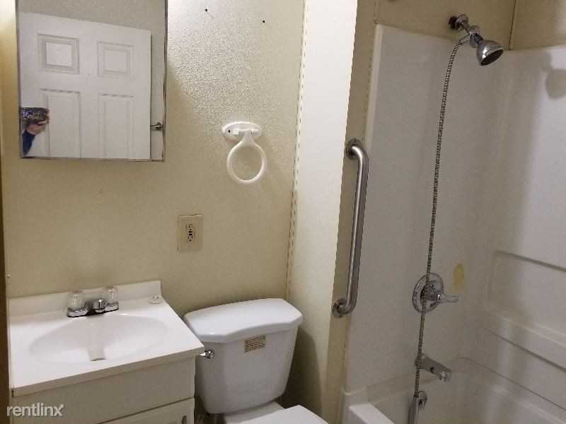 2120 Parade St #1st Fl - Photo 3 of 17