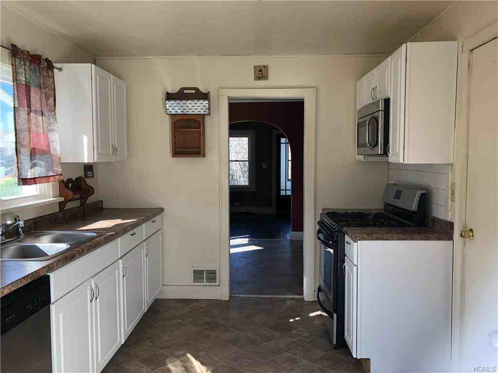 1923 NY-302 - Photo 2 of 14