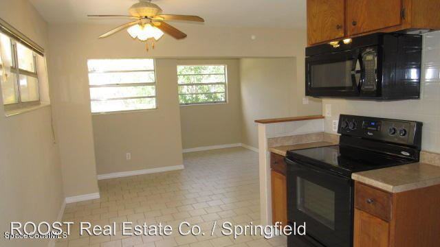 2173 Shelby Dr - Photo 2 of 9