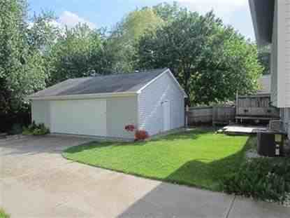 1836 Woodland Dr - Photo 2 of 16