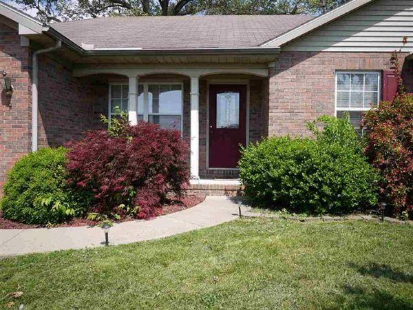 3007 Tiara Ln - Photo 3 of 10