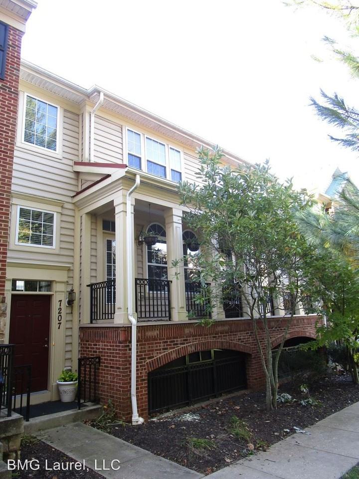 7207 Phelps Hill Ct - Photo 2 of 22