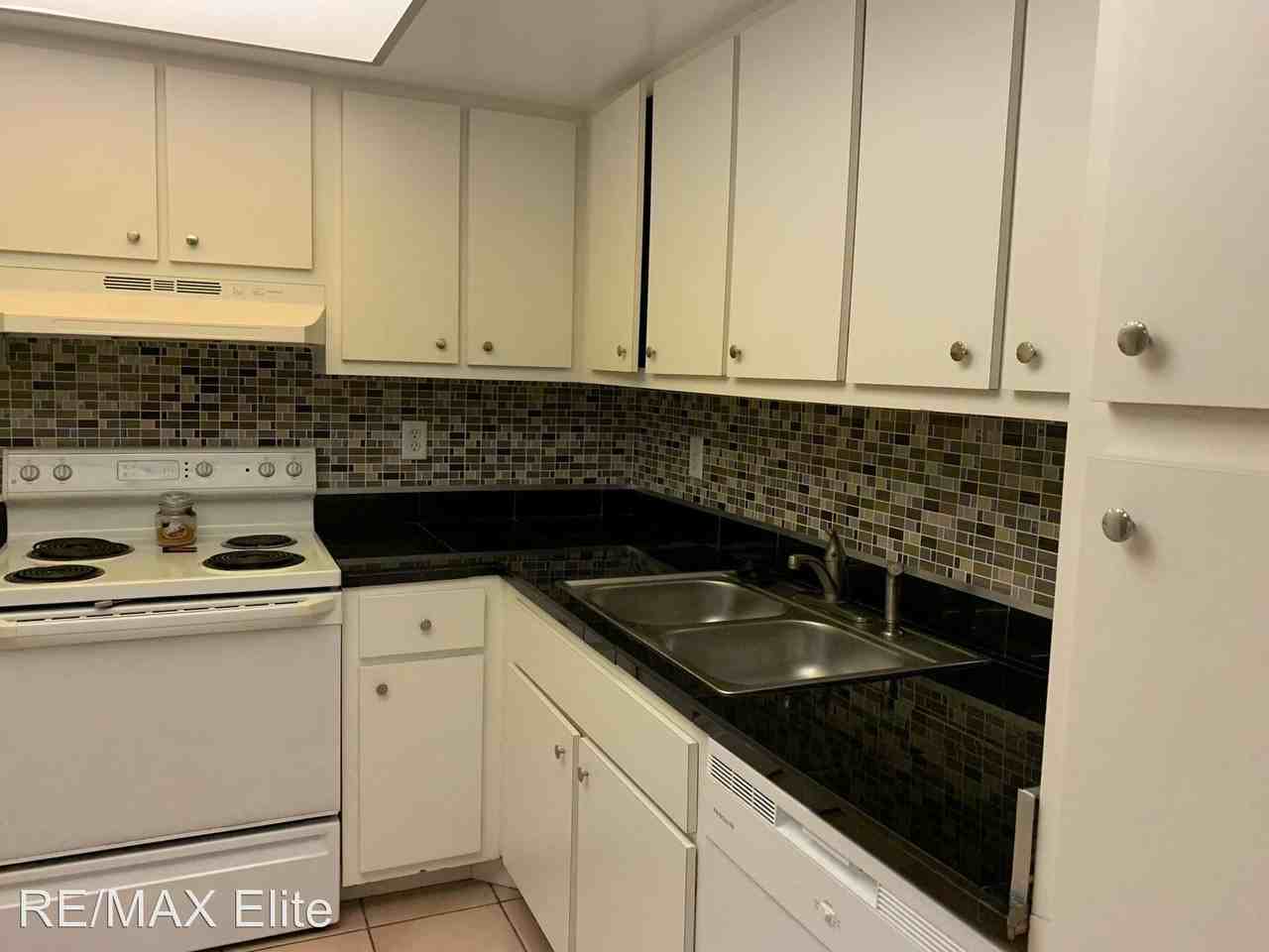 1128 Mary Joye Ave - Photo 2 of 15