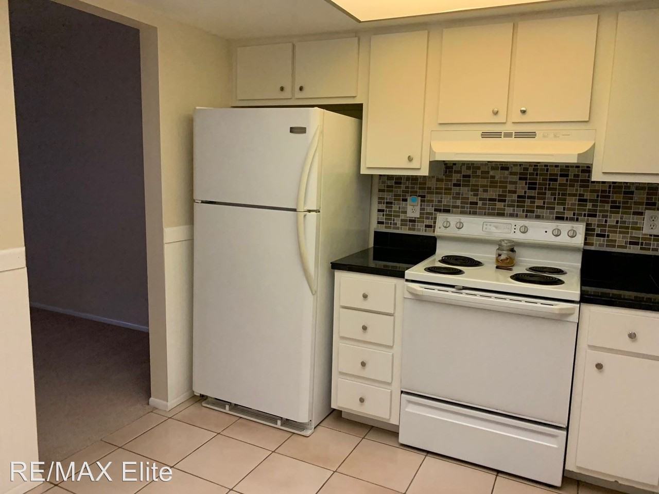 1128 Mary Joye Ave - Photo 3 of 15