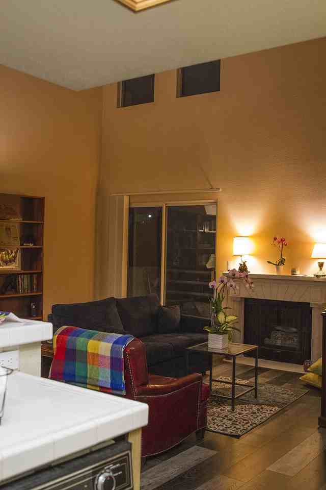 11230 Peach Grove Street 309 - Photo 2 of 9