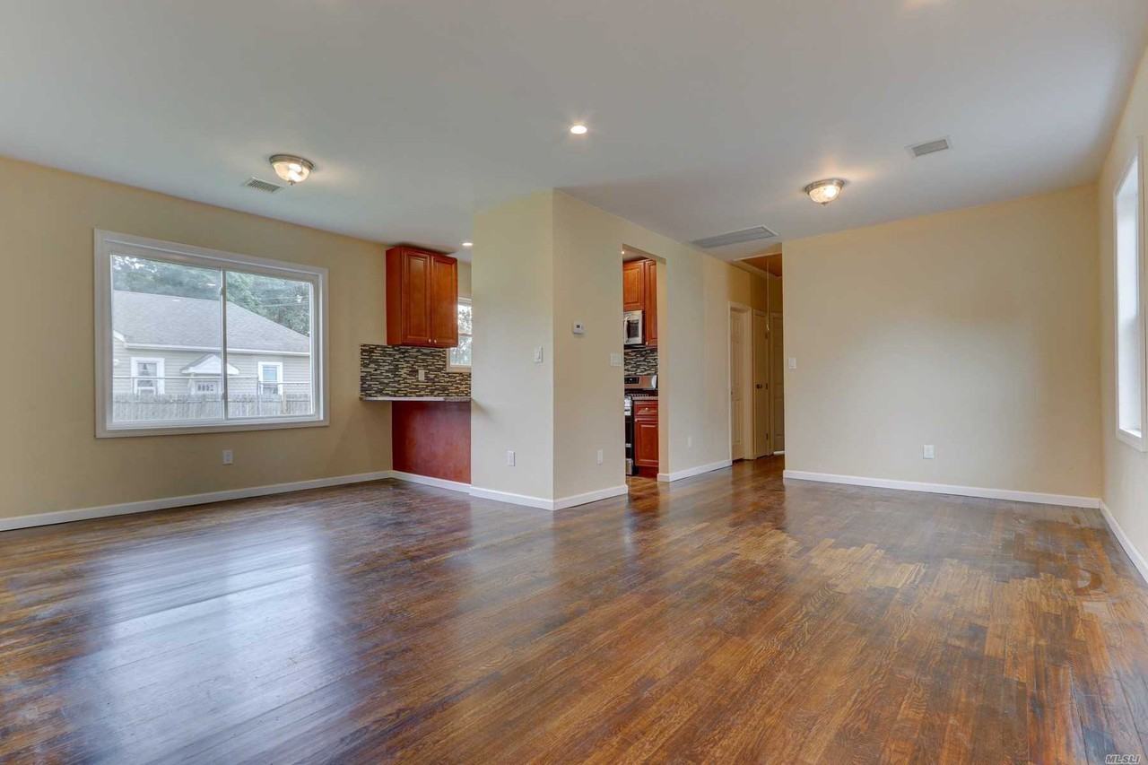 116 Mirin Ave - Photo 2 of 8