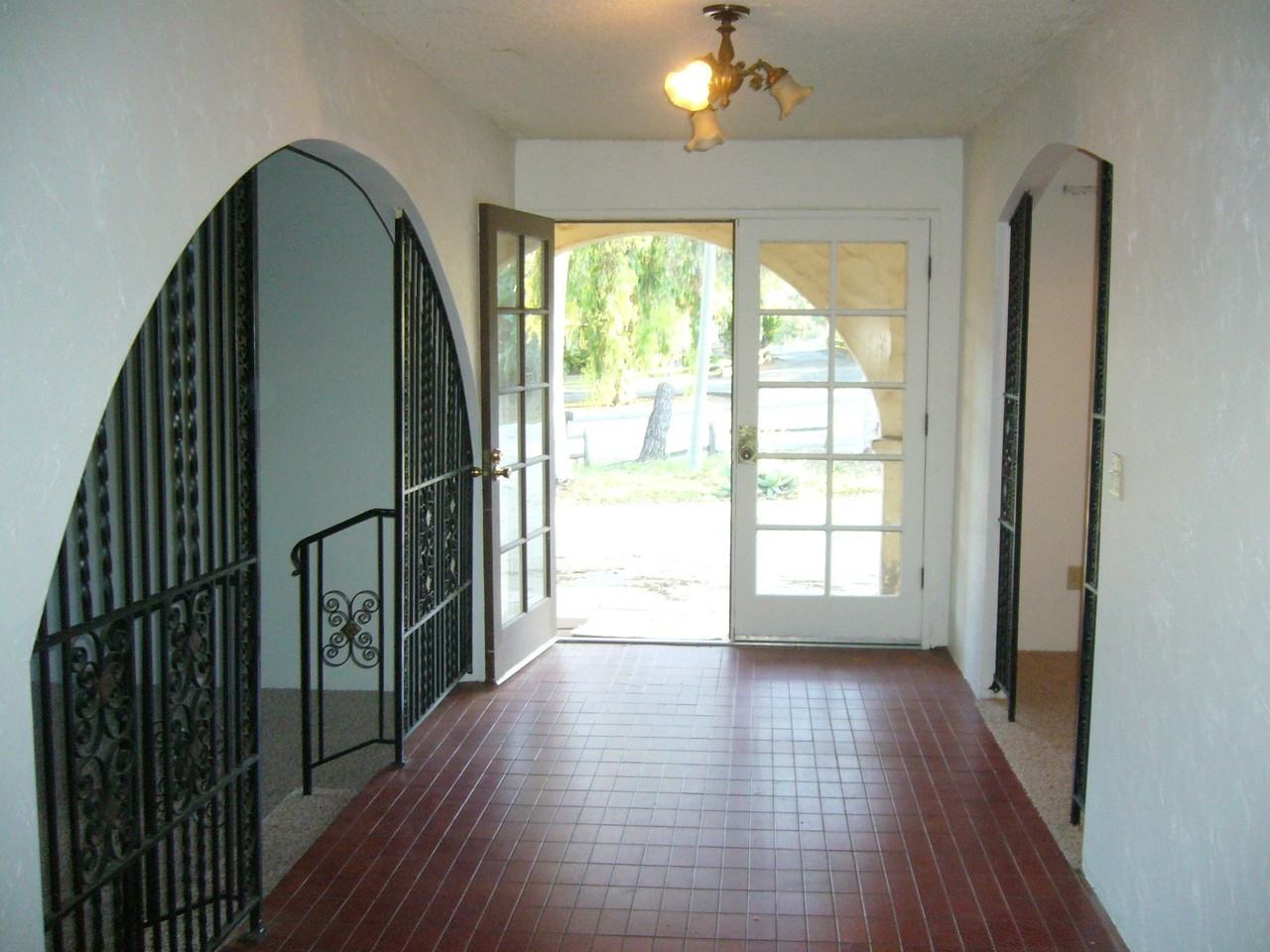 11410 Manzanita Rd - Photo 3 of 13