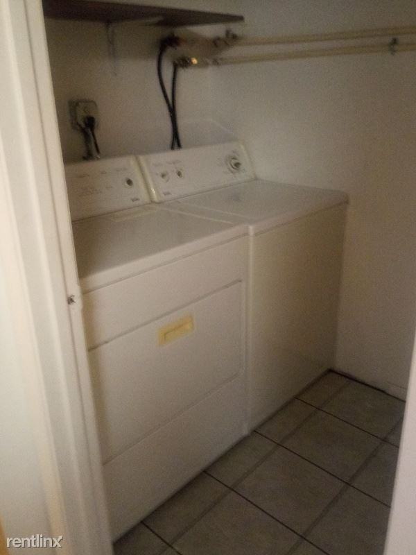 343 4th St - Photo 3 of 5