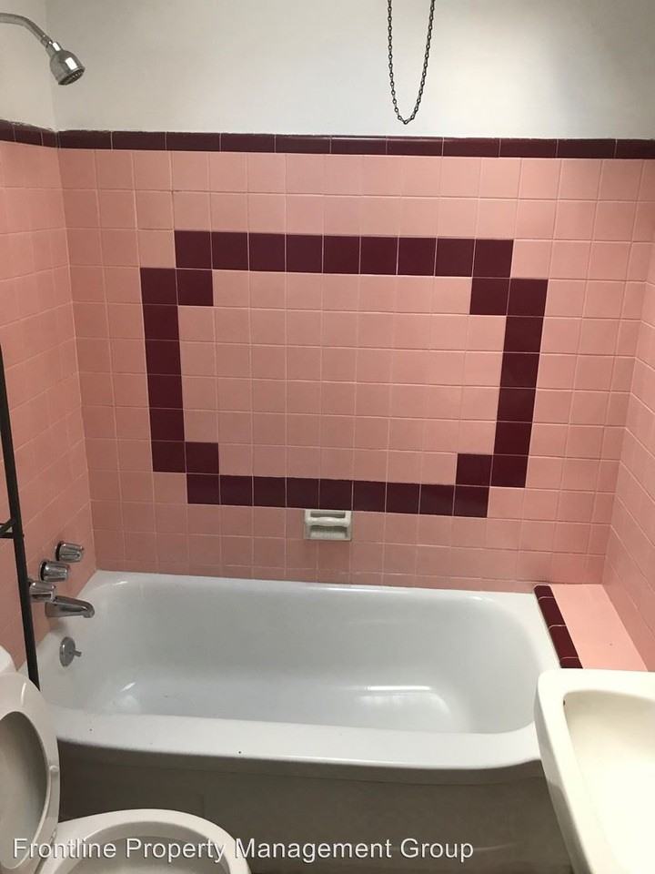 923 Barker Rd - Photo 3 of 11