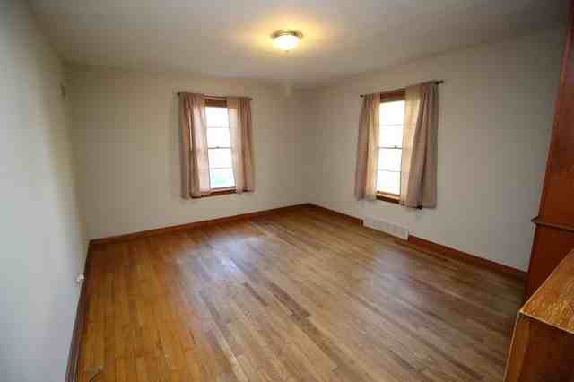 1027 Wheeler St - Photo 2 of 9