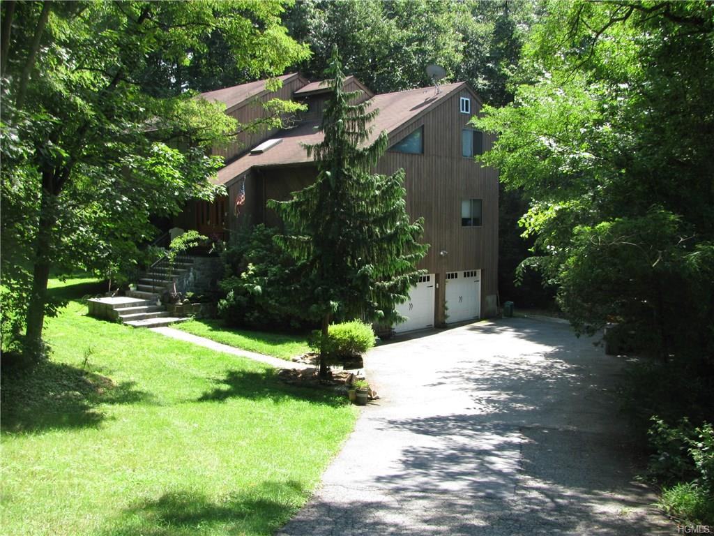 13 Crosby Ct - Photo 2 of 16