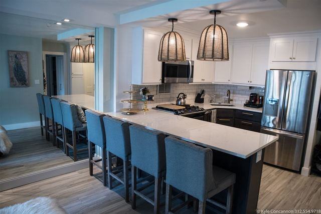 400 East Randolph Street #13-16