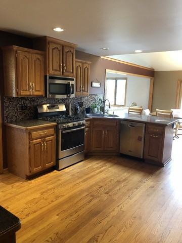 10511 Camden Ct - Photo 2 of 40