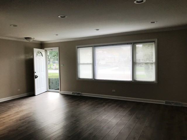 7749 S Octavia Ave - Photo 3 of 19