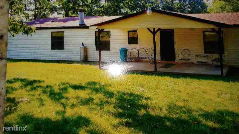 365 Bennington Rd - Photo 2 of 25