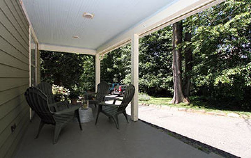 110 Southern Blvd - Photo 2 of 25