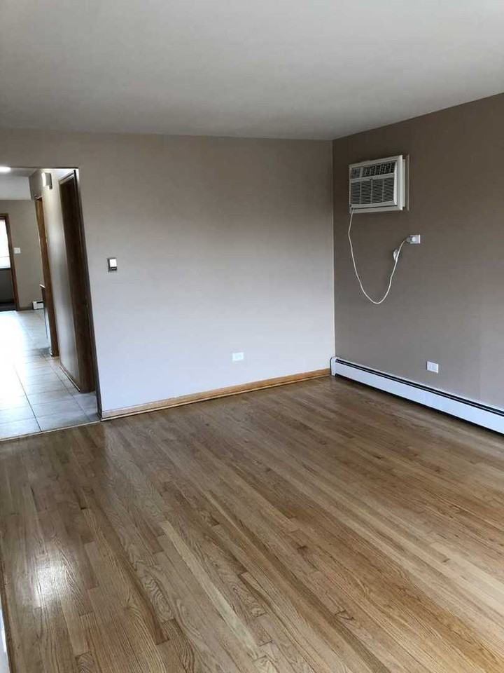 8243 W Grand Ave #3 - Photo 2 of 10