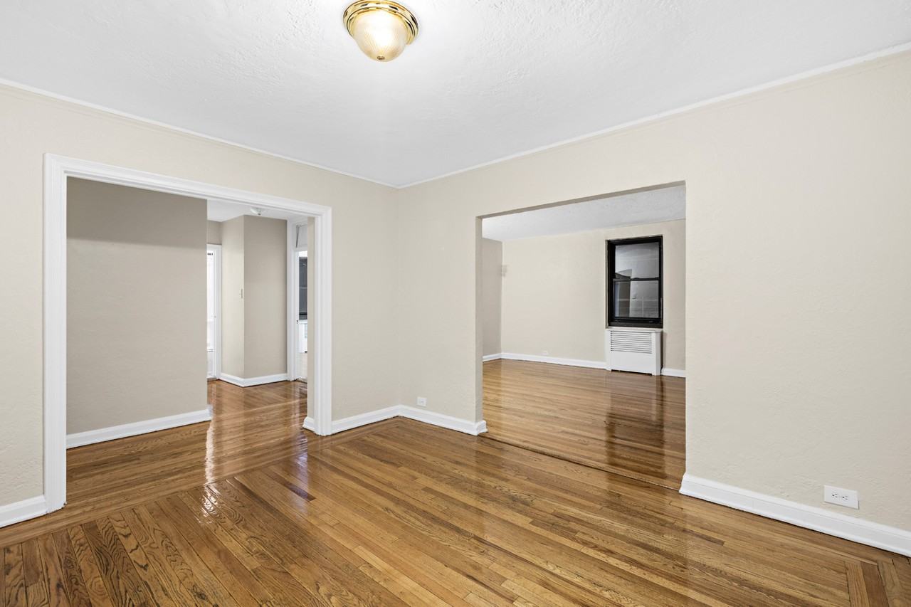 2728 Henry Hudson Parkway East #A44