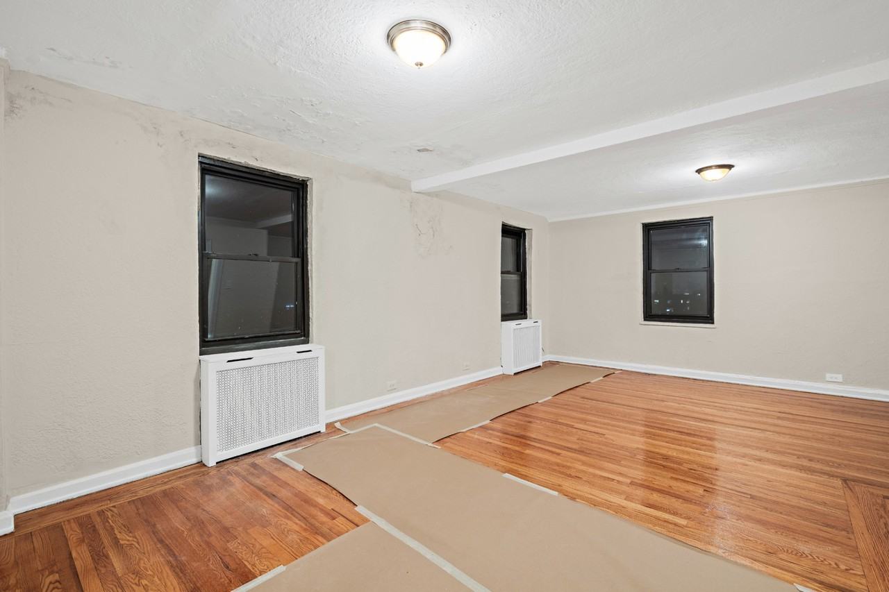 2728 Henry Hudson Parkway East #C82