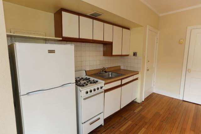 818 W Diversey Pkwy #Q - Photo 2 of 14