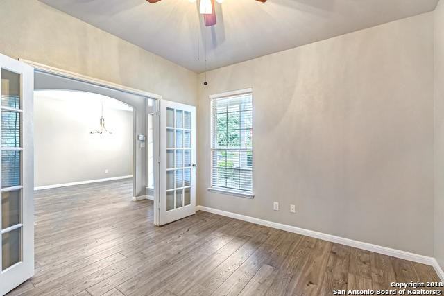 133 Deer Wood Oaks - Photo 3 of 25