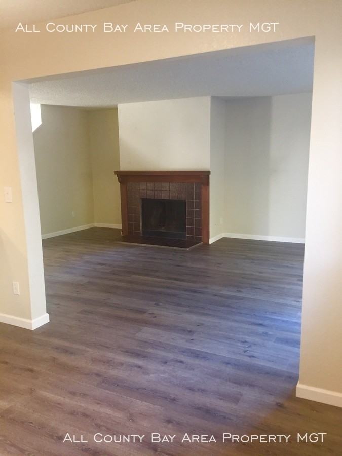 3 Knoll Ct - Photo 2 of 17