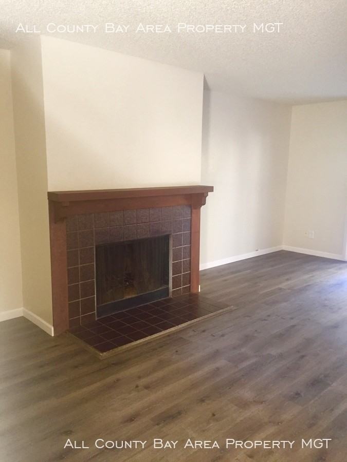 3 Knoll Ct - Photo 3 of 17