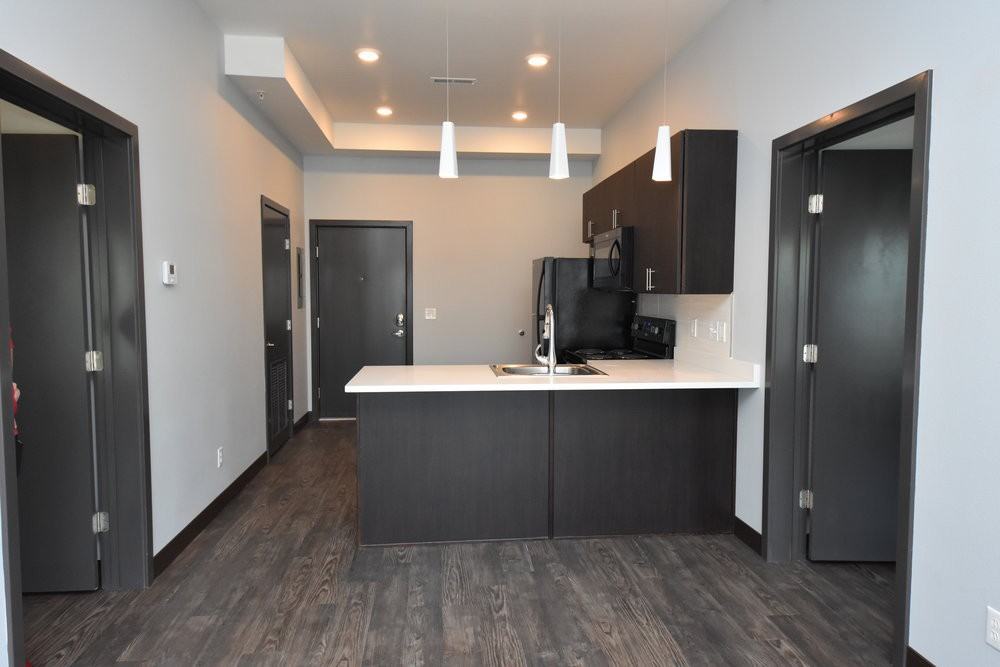 800 South - Photo 2 of 8