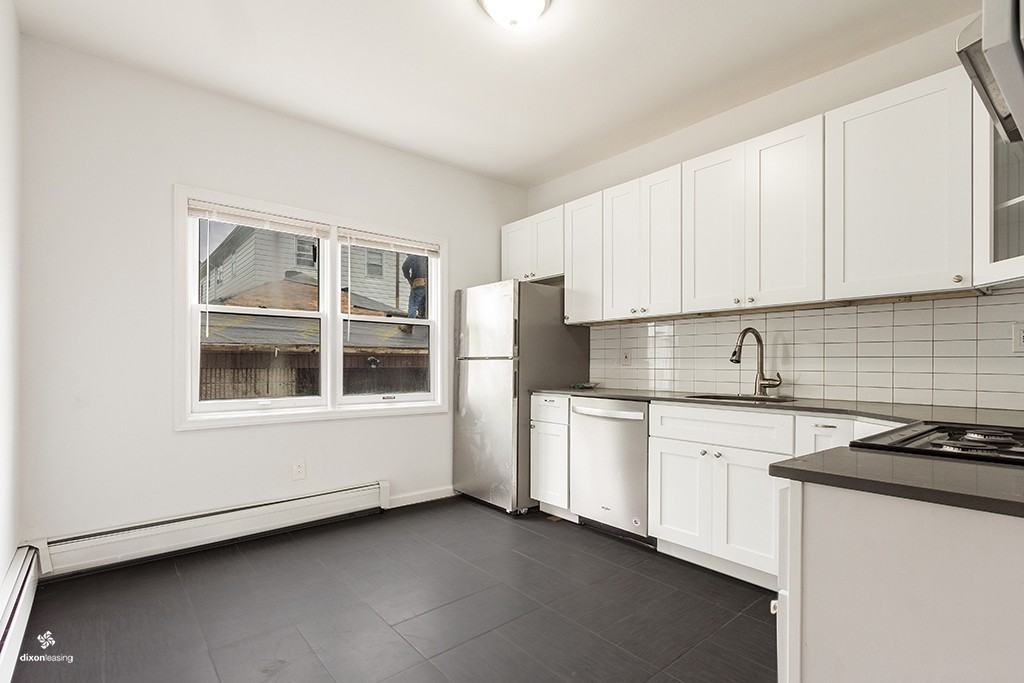 118 West 9th Street - Photo 2 of 12