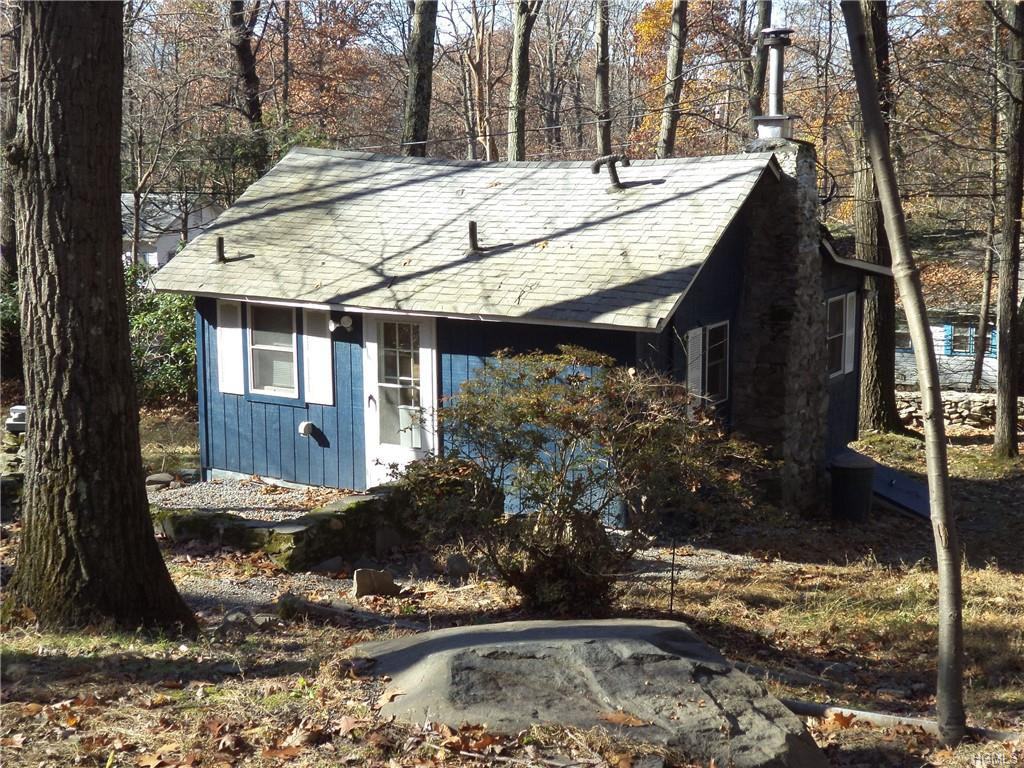 5 Woodland Cir S - Photo 2 of 21
