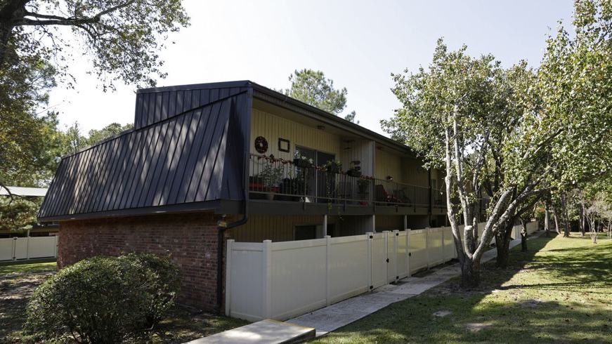 Hampton Court Apartments 2424 Drusilla Ln Baton Rouge LA Zumper Hampton Court Apartments 2424 Drusilla Ln Baton Rouge LA Zumper