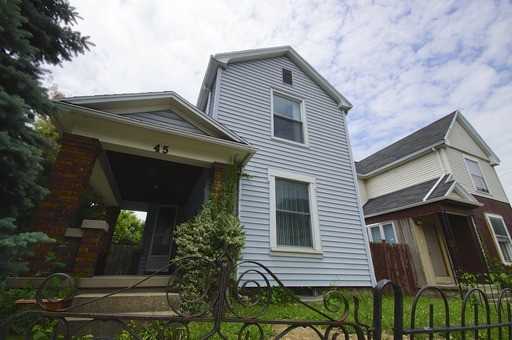 45 Drummer Ave - Photo 3 of 31